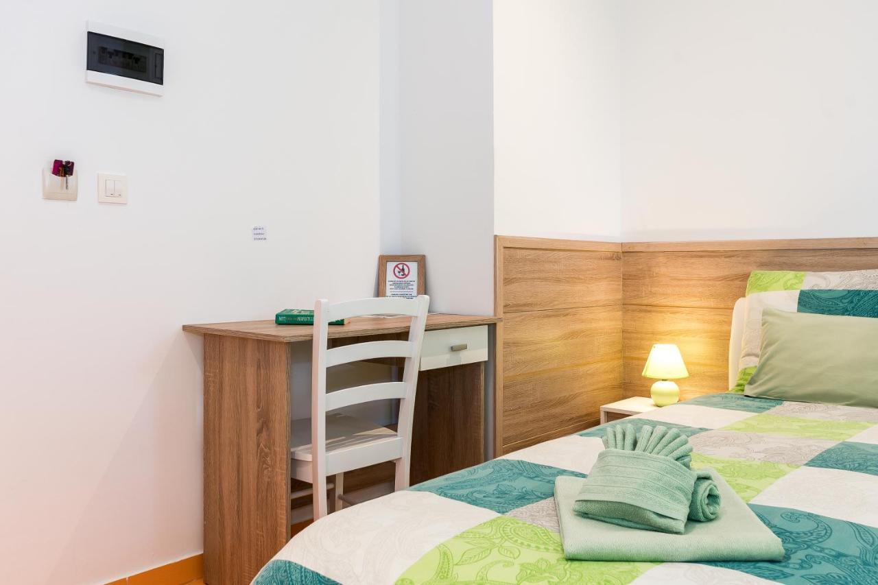 Guest House Slatki Snovi Knin Dış mekan fotoğraf