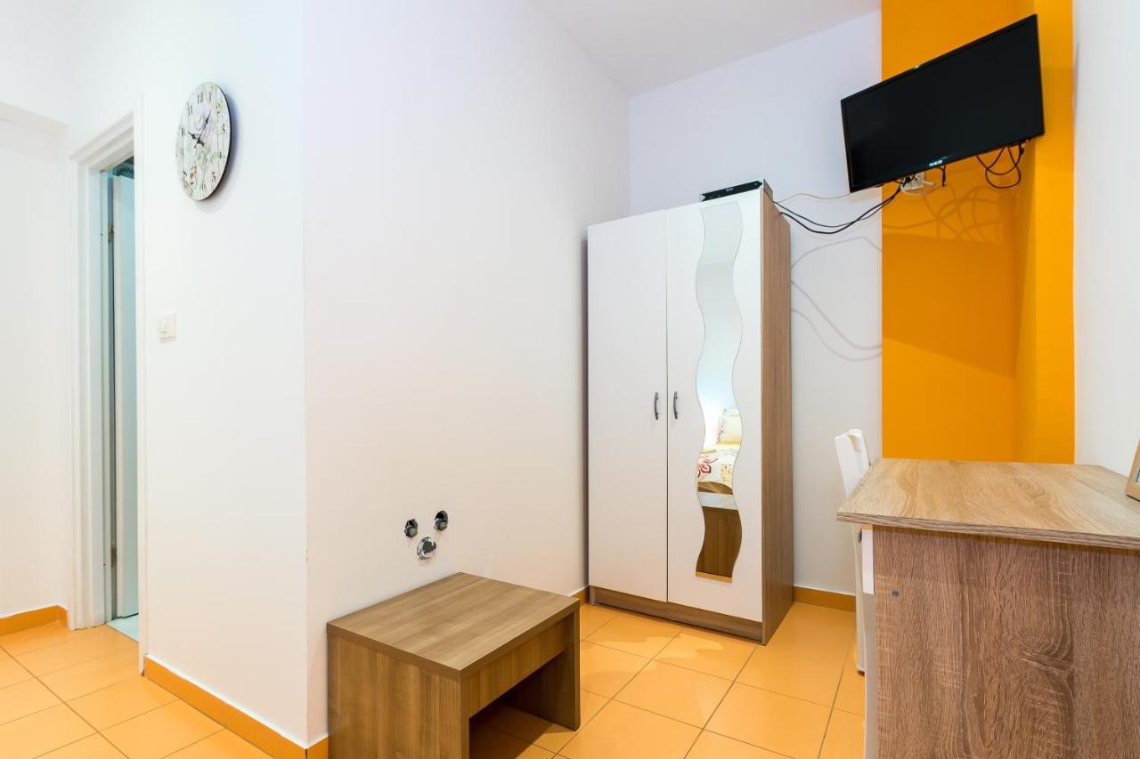 Guest House Slatki Snovi Knin Dış mekan fotoğraf