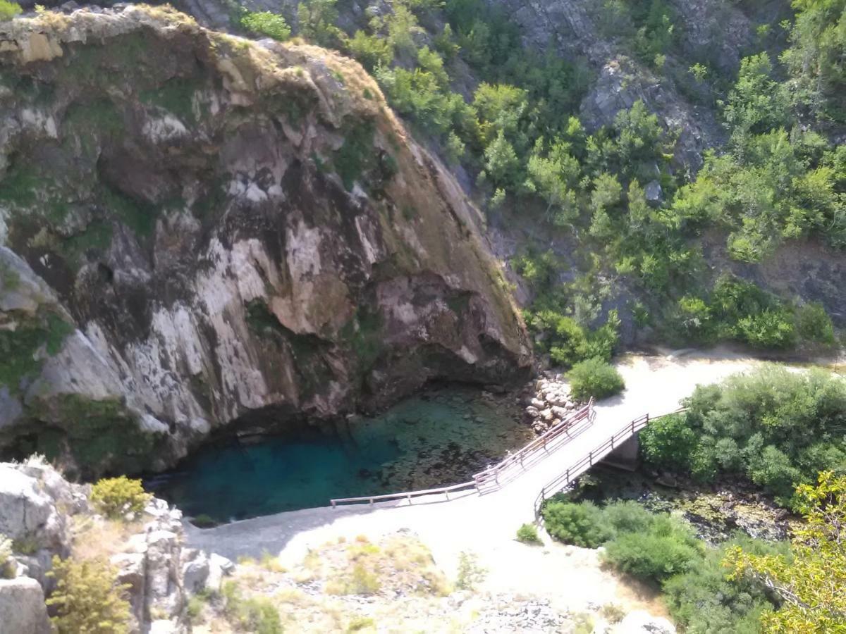 Guest House Slatki Snovi Knin Dış mekan fotoğraf